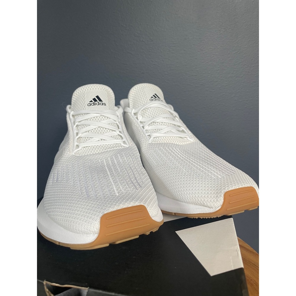 Adidas Swift Run 1.0 Sneakers White Tan Sole Size 10 NWT - Picture 2 of 12